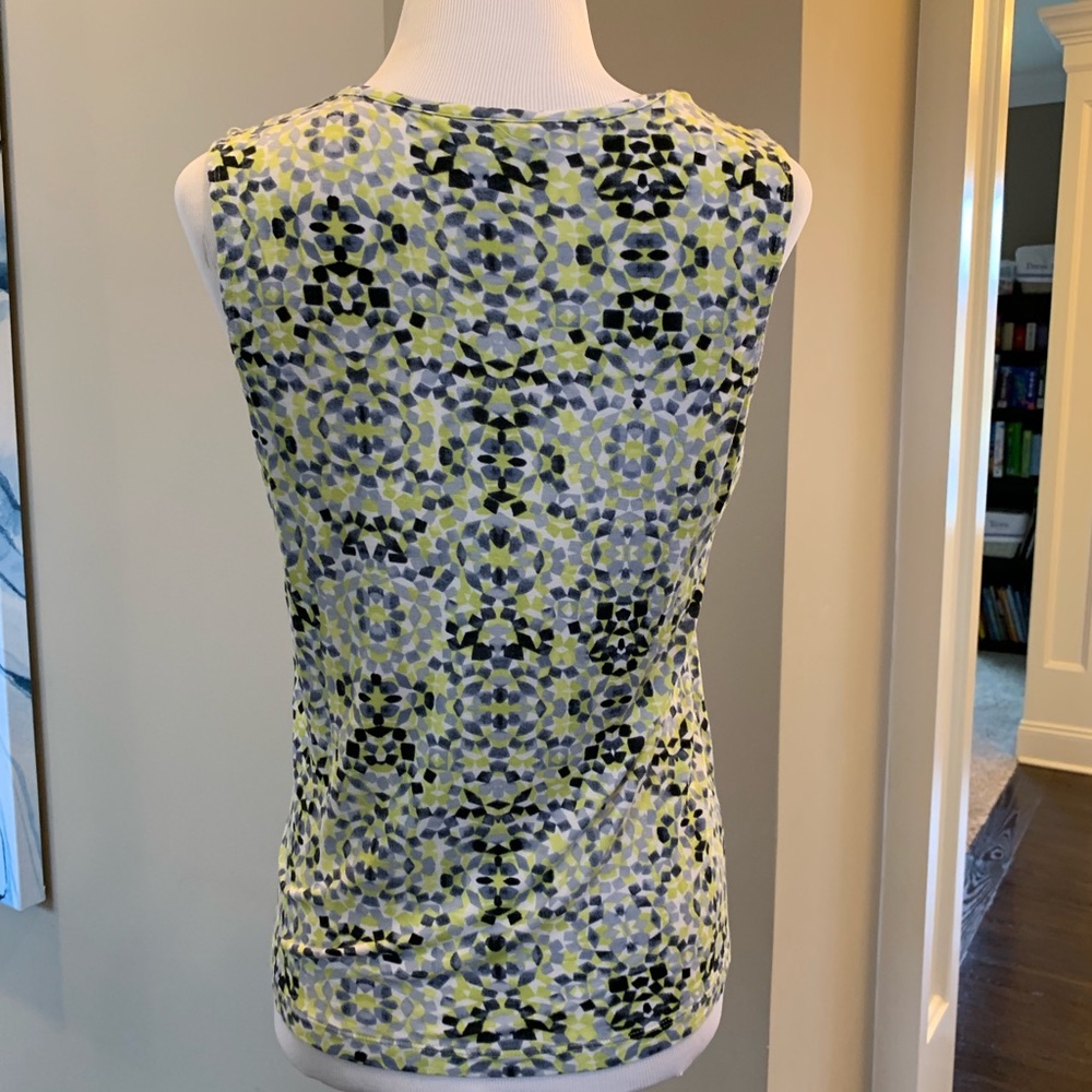 Cabi Scatter Print Key Hole Top #257 - image 6